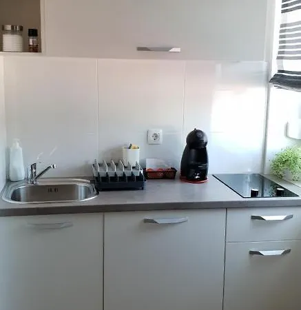 Ema Apartment